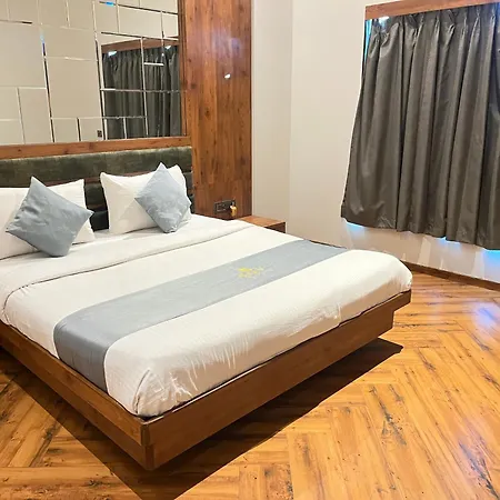 The Saroja Grand Villa Resorts-2